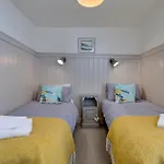 Finest Retreats - The Gulls Nest * Whitby