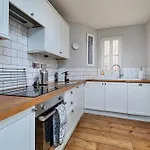 Finest Retreats - The Gulls Nest
