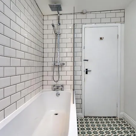 Finest Retreats - The Gulls Nest *