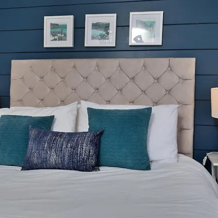 Finest Retreats - The Gulls Nest Apartment Whitby